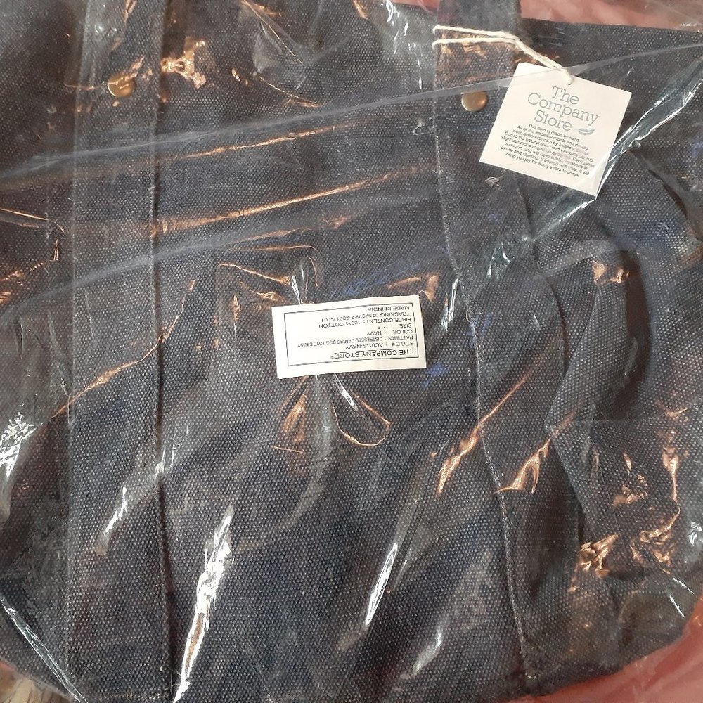 SALE!! Brand New THE COMPANY STORE Dog Carrier/Tote-S